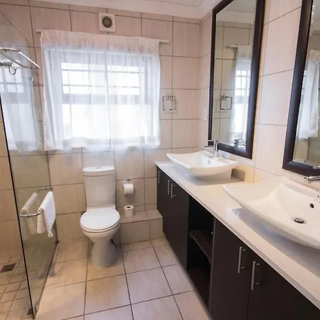 Laguna Grove Holiday Rentals Knysna Exterior foto