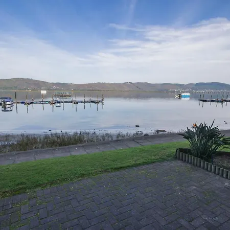Laguna Grove Holiday Rentals Knysna Exterior foto