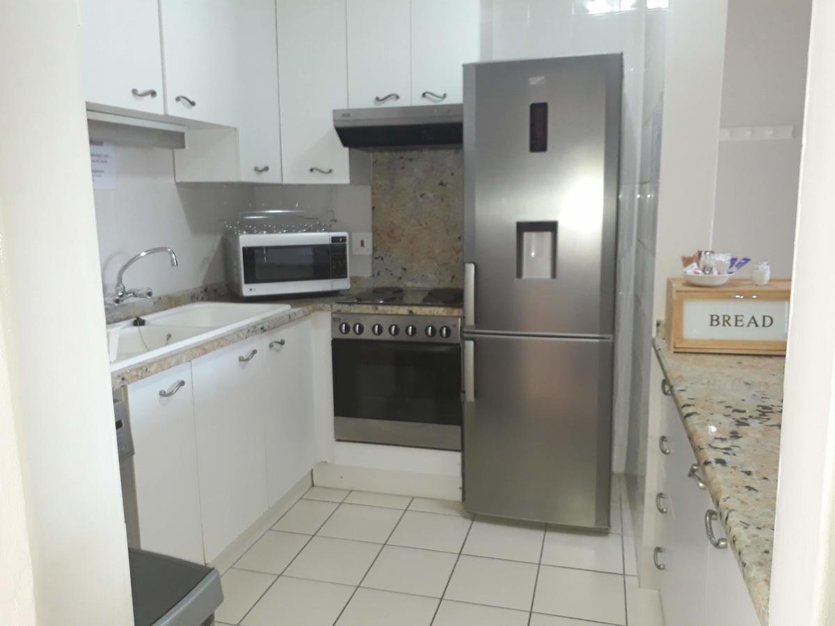 Laguna Grove Apartment