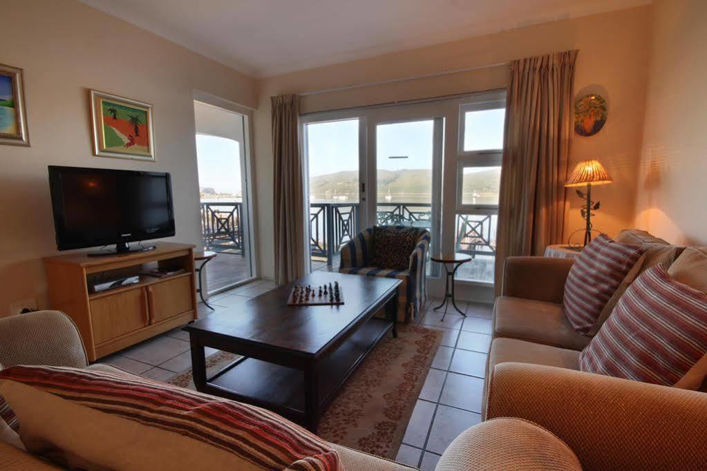 Laguna Grove Apartment *