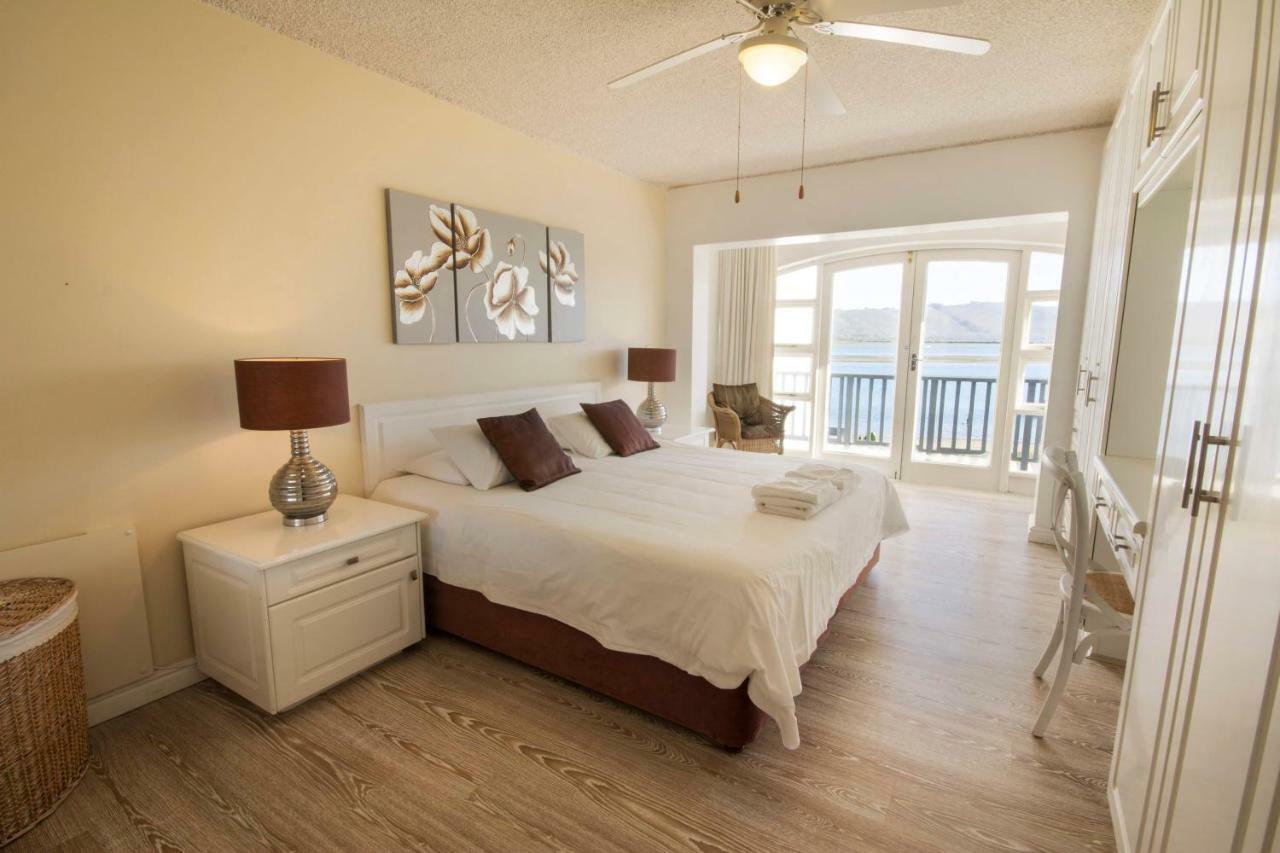 Laguna Grove Apartment